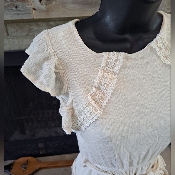 Andree by Unit S Women's Cream Lace Prairie Boho Mini Tiered Dress Belt Keyhole - Picture 2 of 10